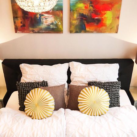 Comfort And Style In City Center With Ensuite Bathroom On Schaafenstrasse Кёльн Экстерьер фото