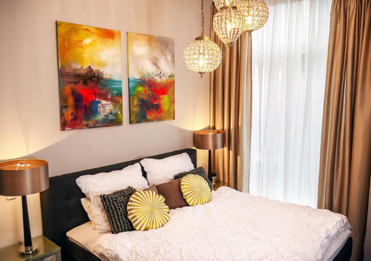 Comfort And Style In City Center With Ensuite Bathroom On Schaafenstrasse Кёльн Экстерьер фото